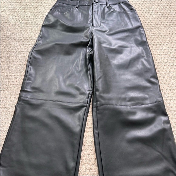 BLOGGERS FAV ZARA FAUX LEATHER STRAIGHT LEG PANTS size XS - Picture 12 of 12
